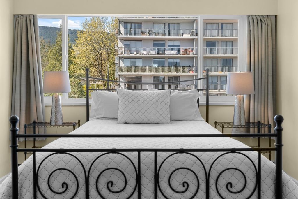 1750 Esquimalt Ave, #504