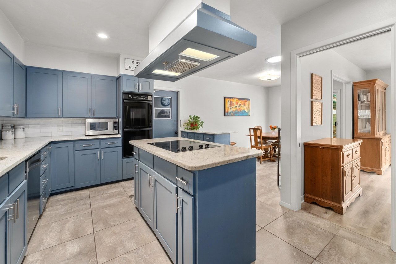 2805 Hatley Dr