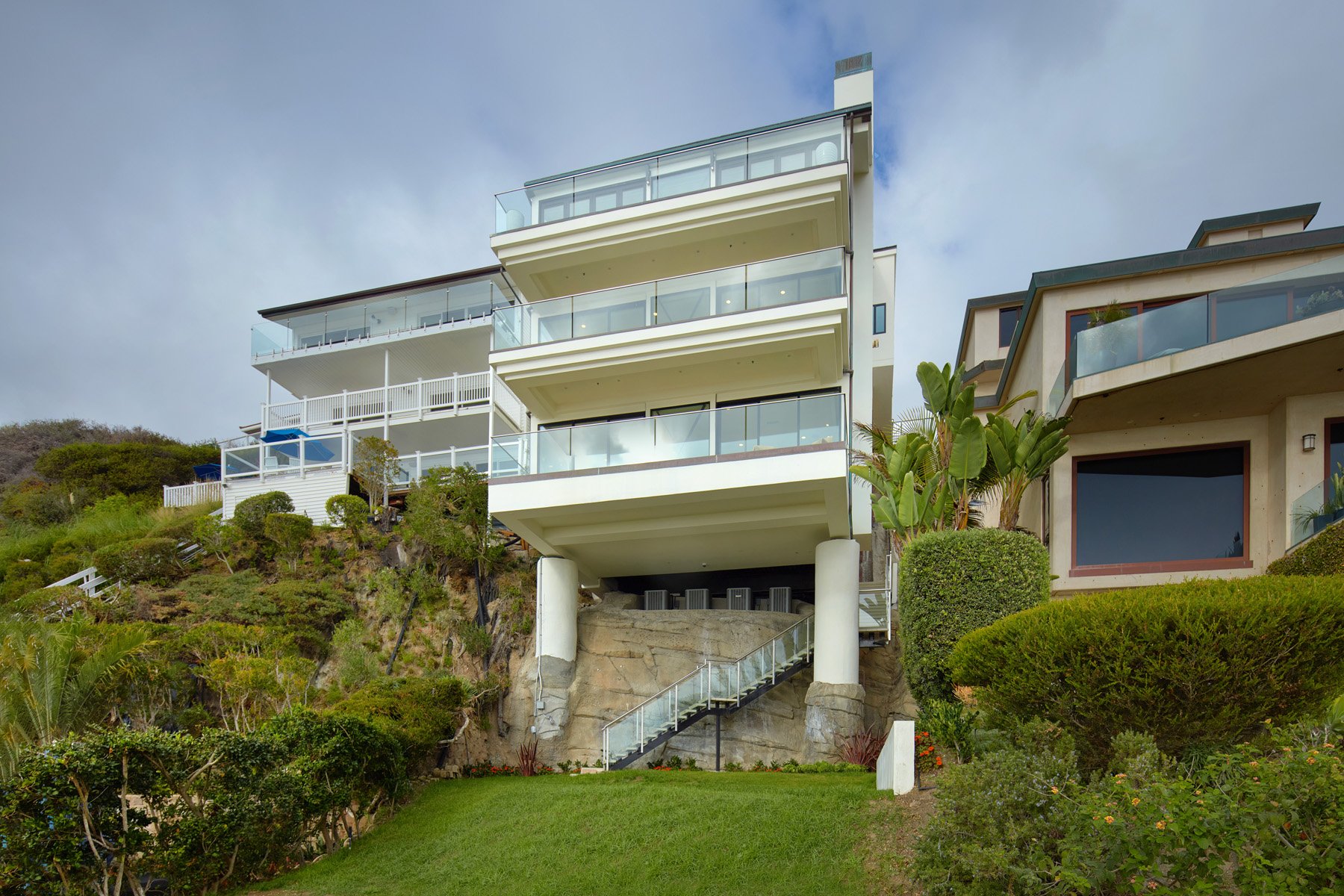 33 Bay Drive