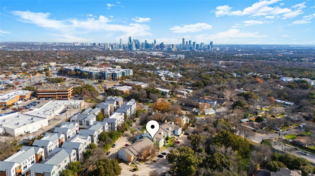 A Top-Floor Retreat in the Heart of 78704 | Two Suites + Fireplace