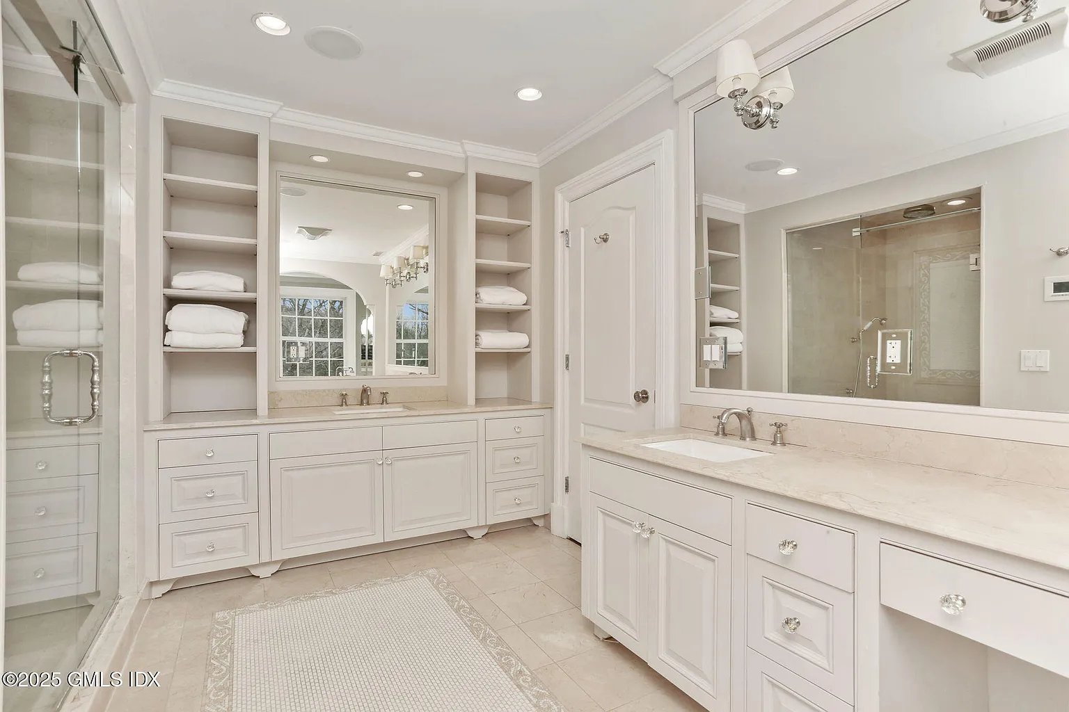 70 Sherwood Ave