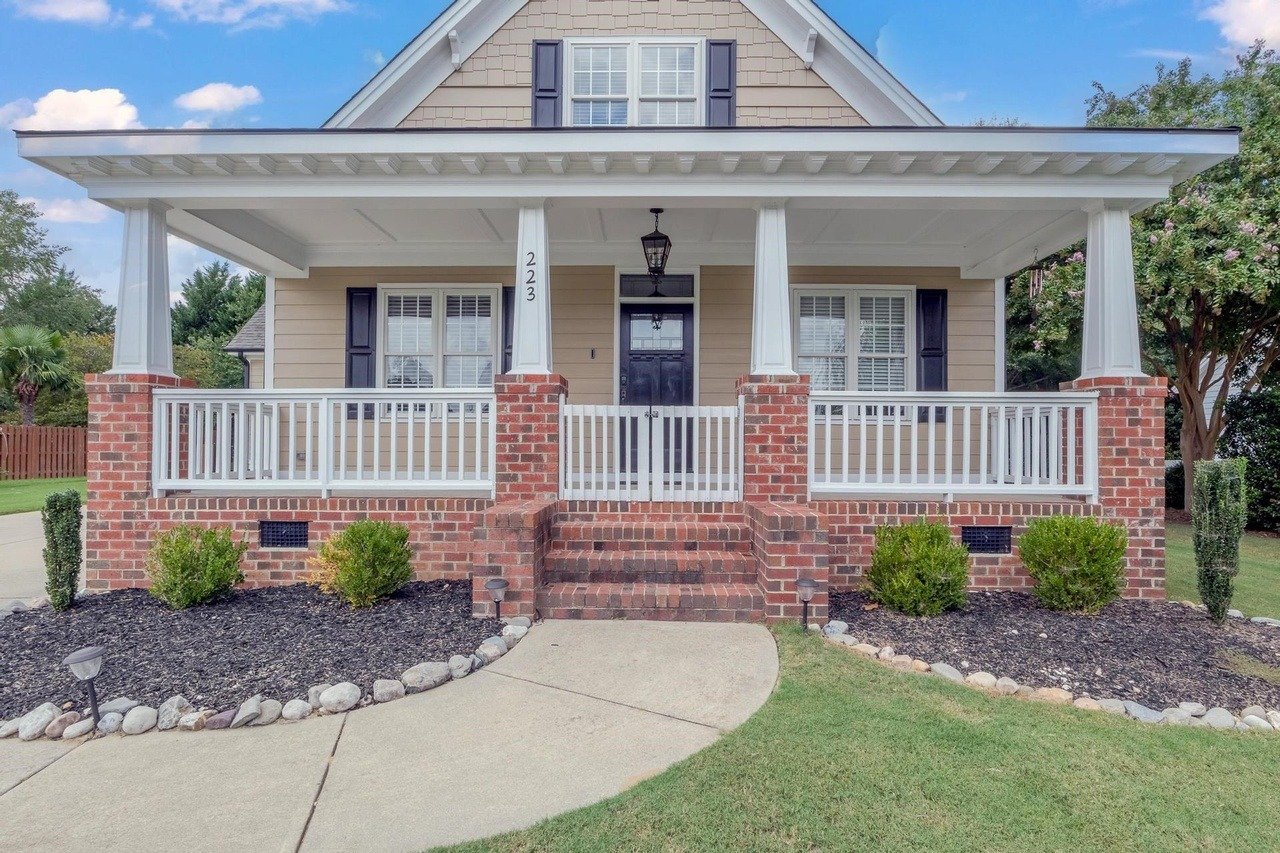 223 Kintyre Dr