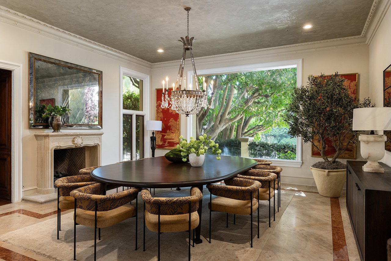 3364 Clerendon Rd, Beverly Hills