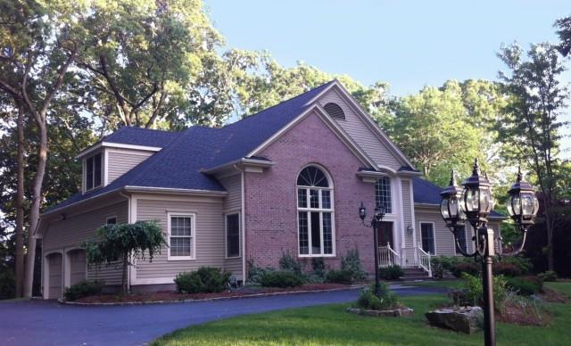 45 Deer Park Rd