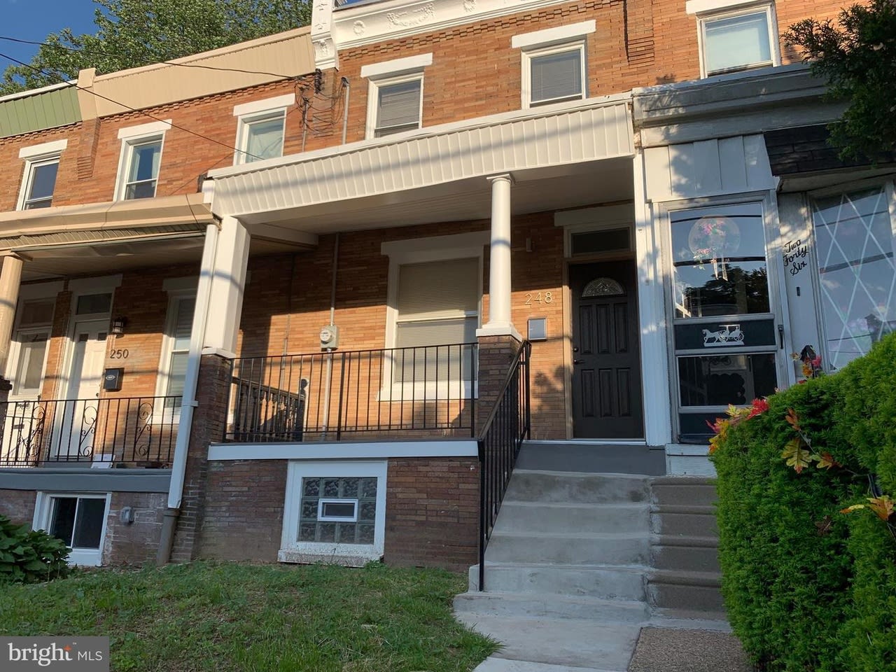 248 E Montana St