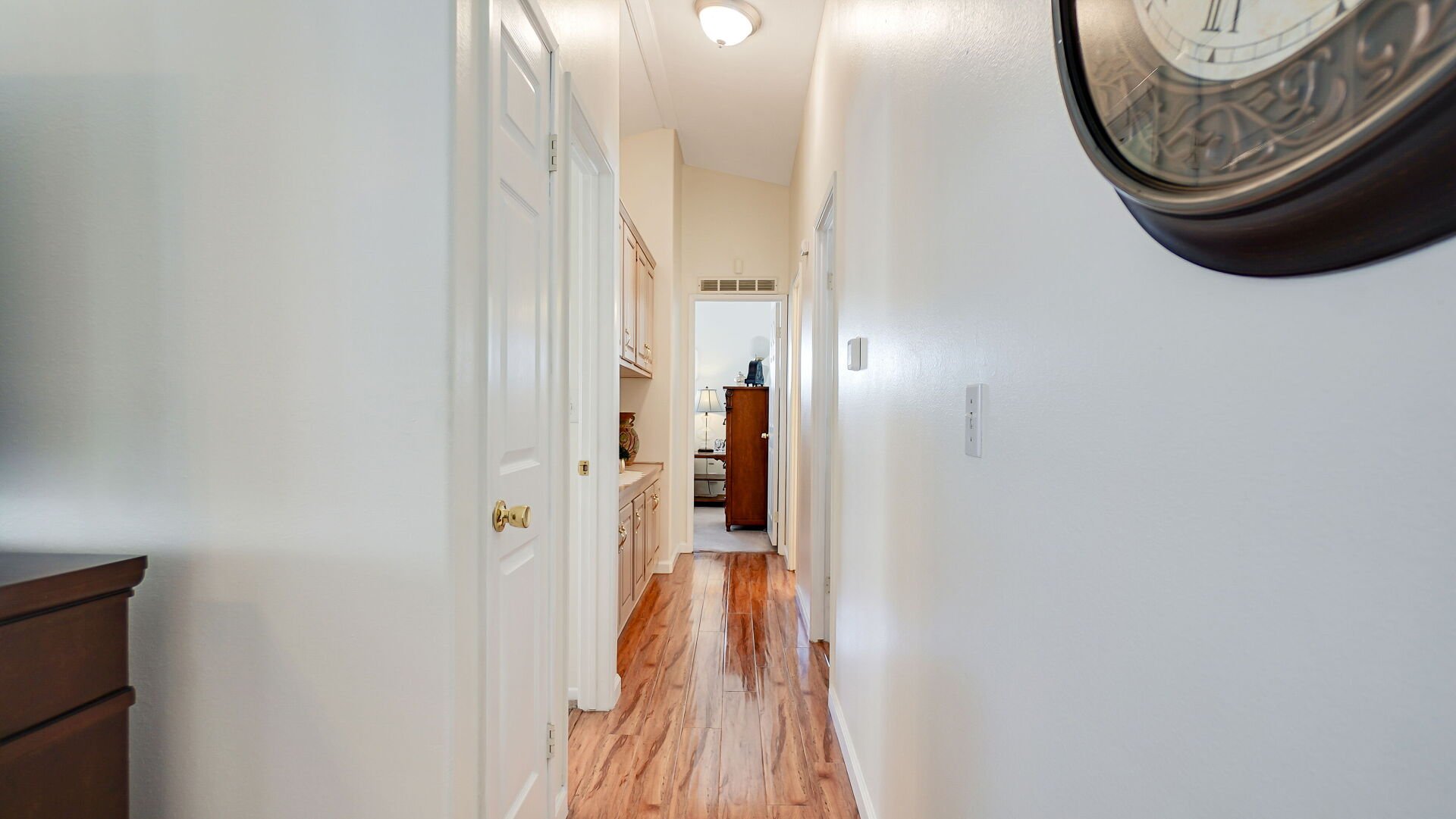 8651 Foothill Boulevard 35