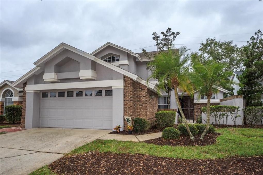 742 Barrington Cir