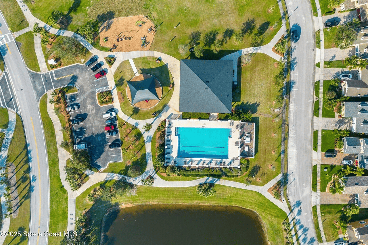 3077 Cortona Dr