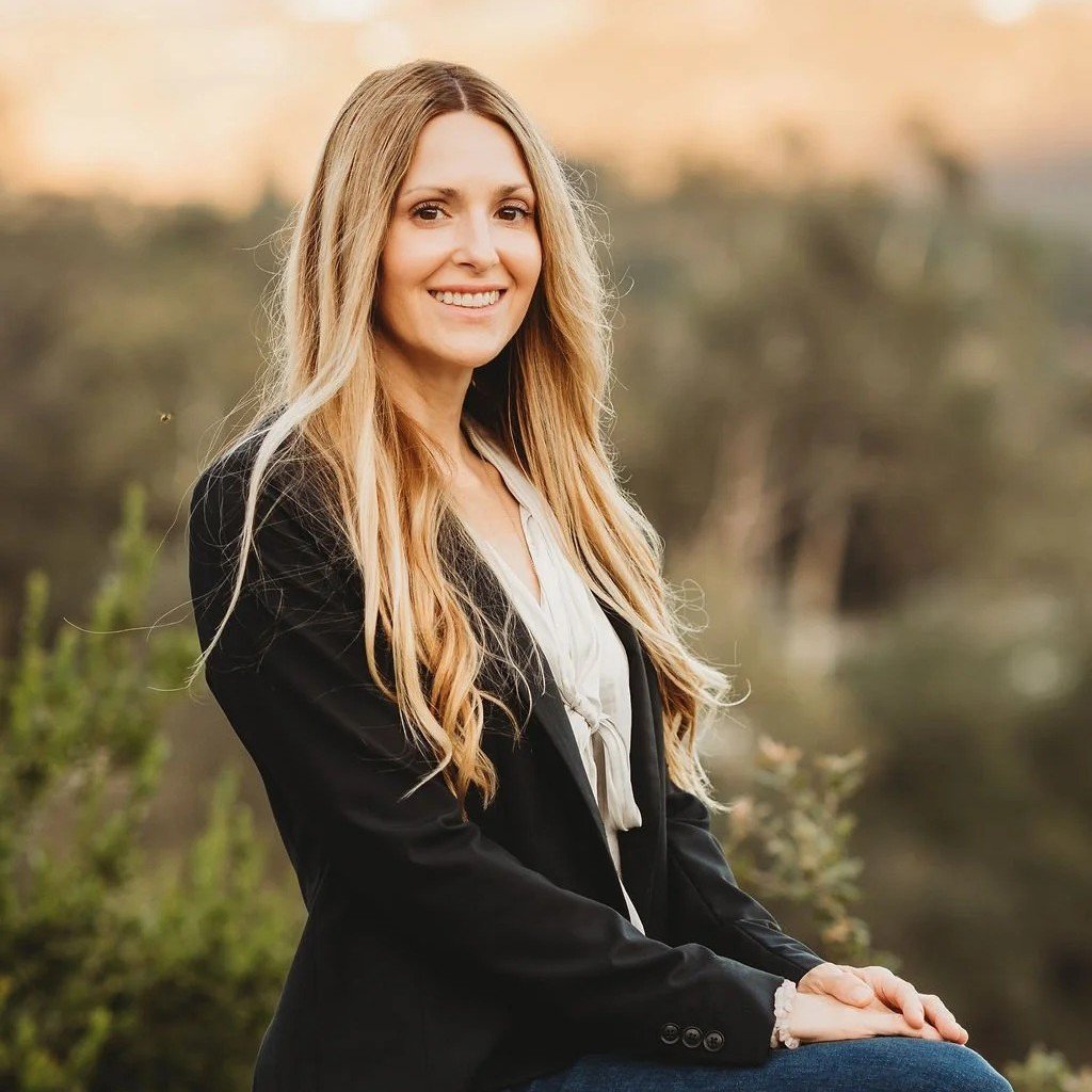 Apryl Stephenson Temecula, CA Real Estate Agent Headshot