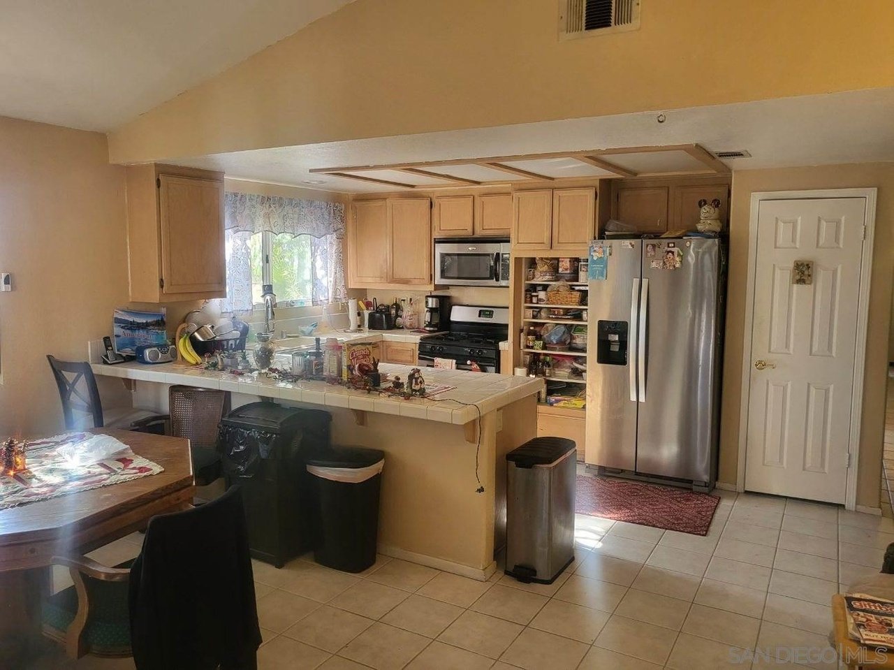 24348 Gitano Dr