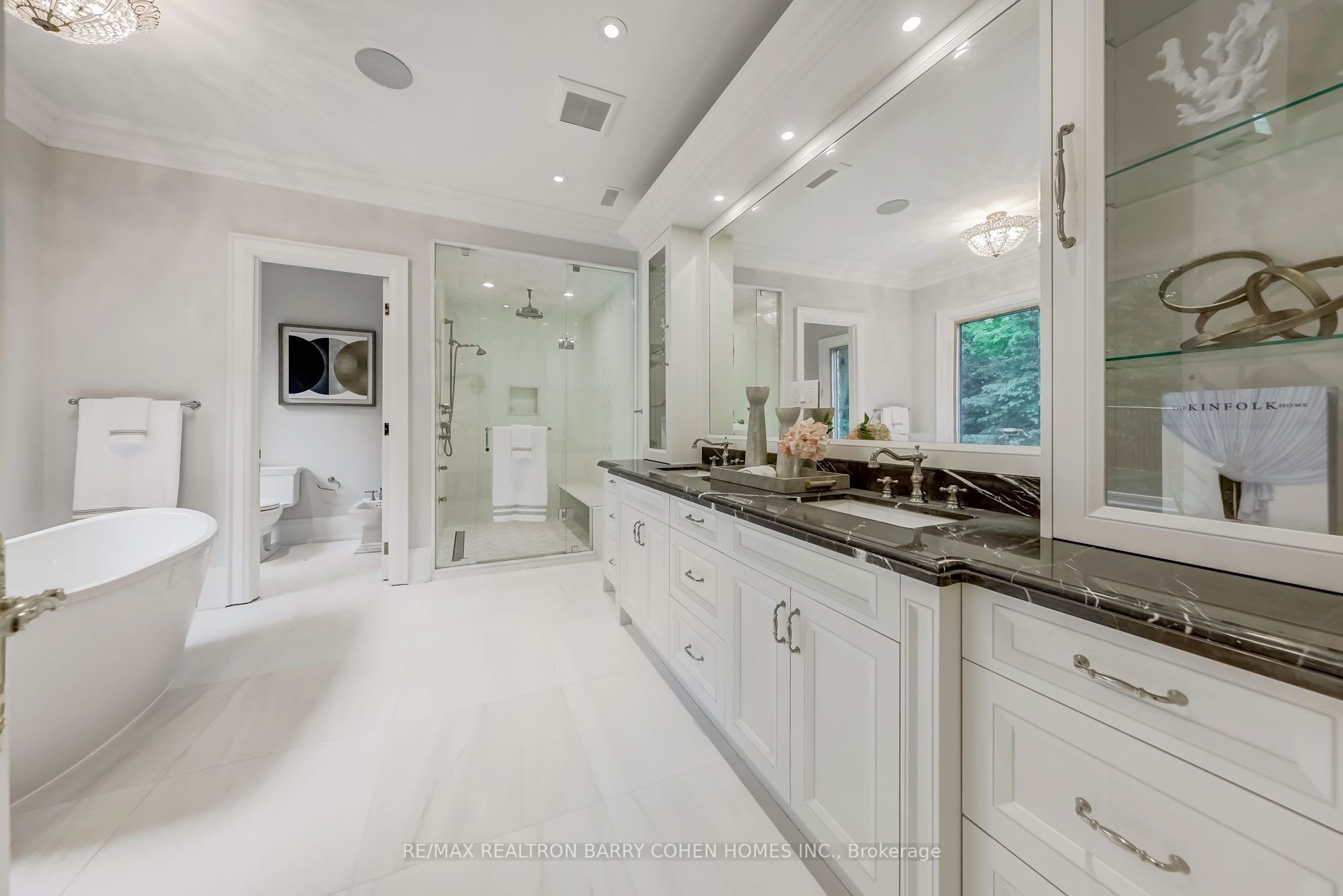 SOLD: Elegance & Luxury At Its Finest