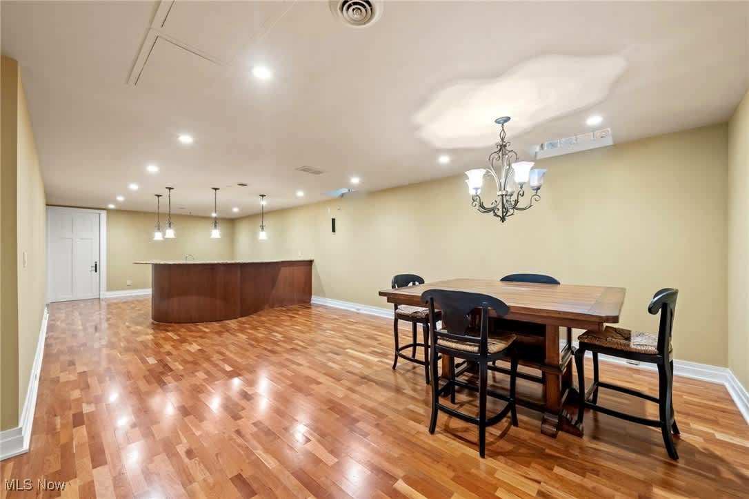 14 Colony Ln
