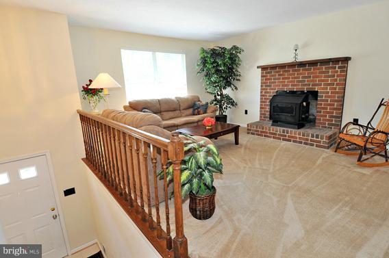 934 Marine Dr