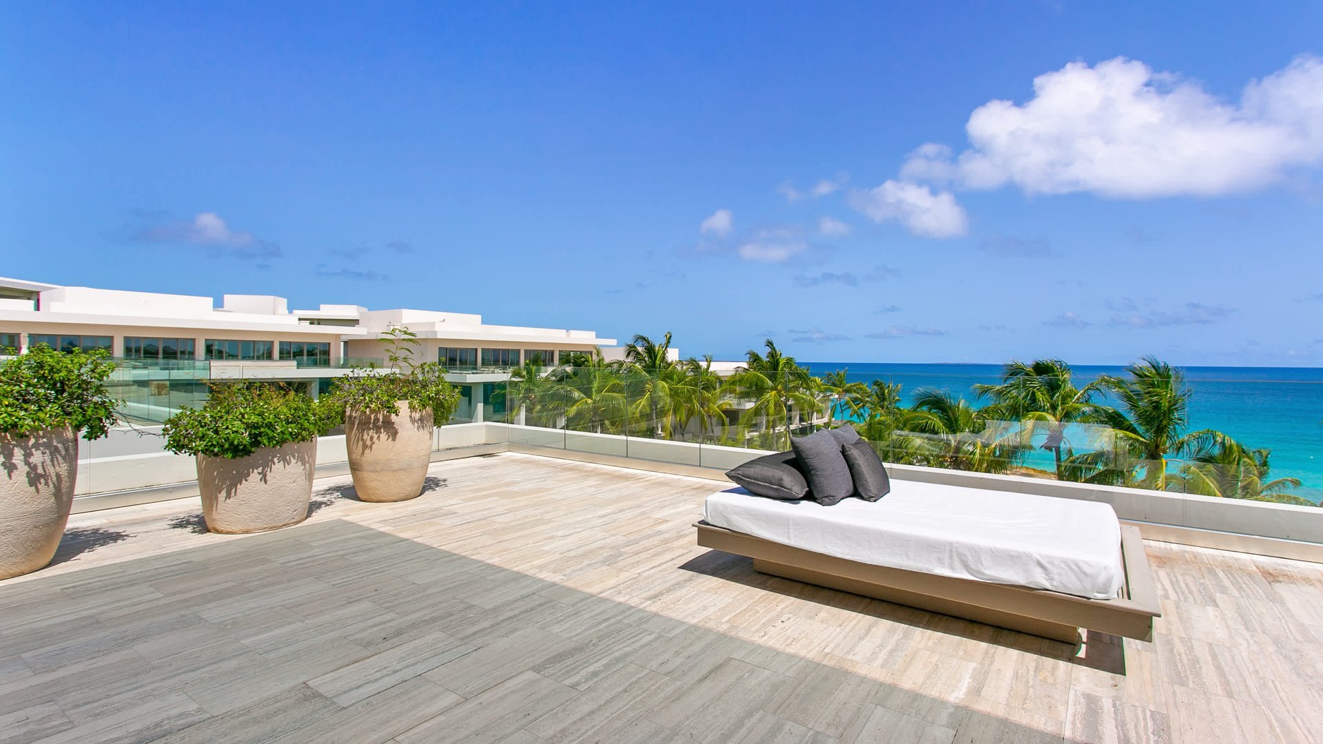 Four Seasons - Penthouse 450