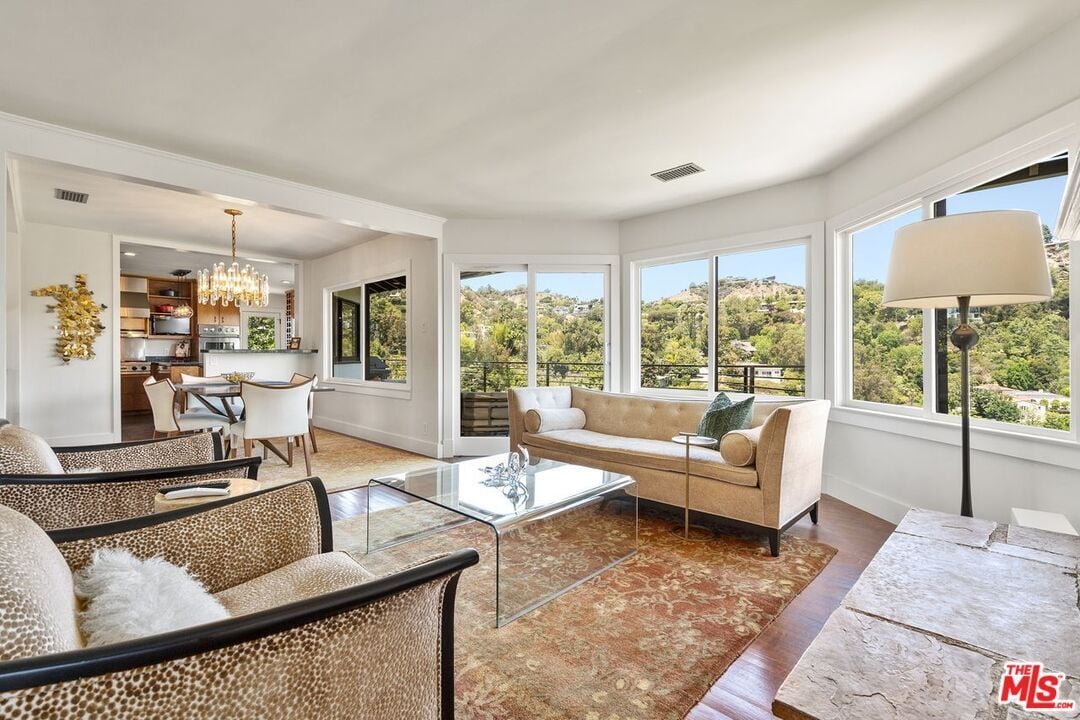 2444 Carman Crest Dr