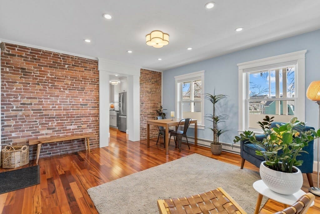 53 Summer St 1