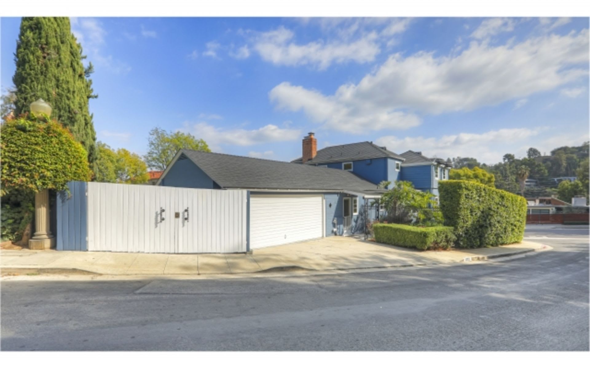 3503 Griffith Park Blvd
