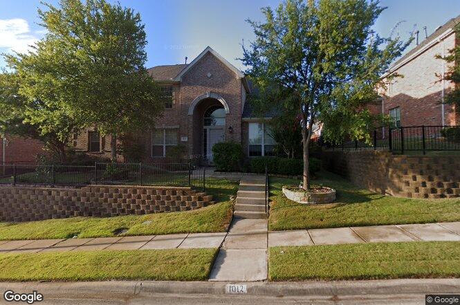 1012 Thorncliff Trl