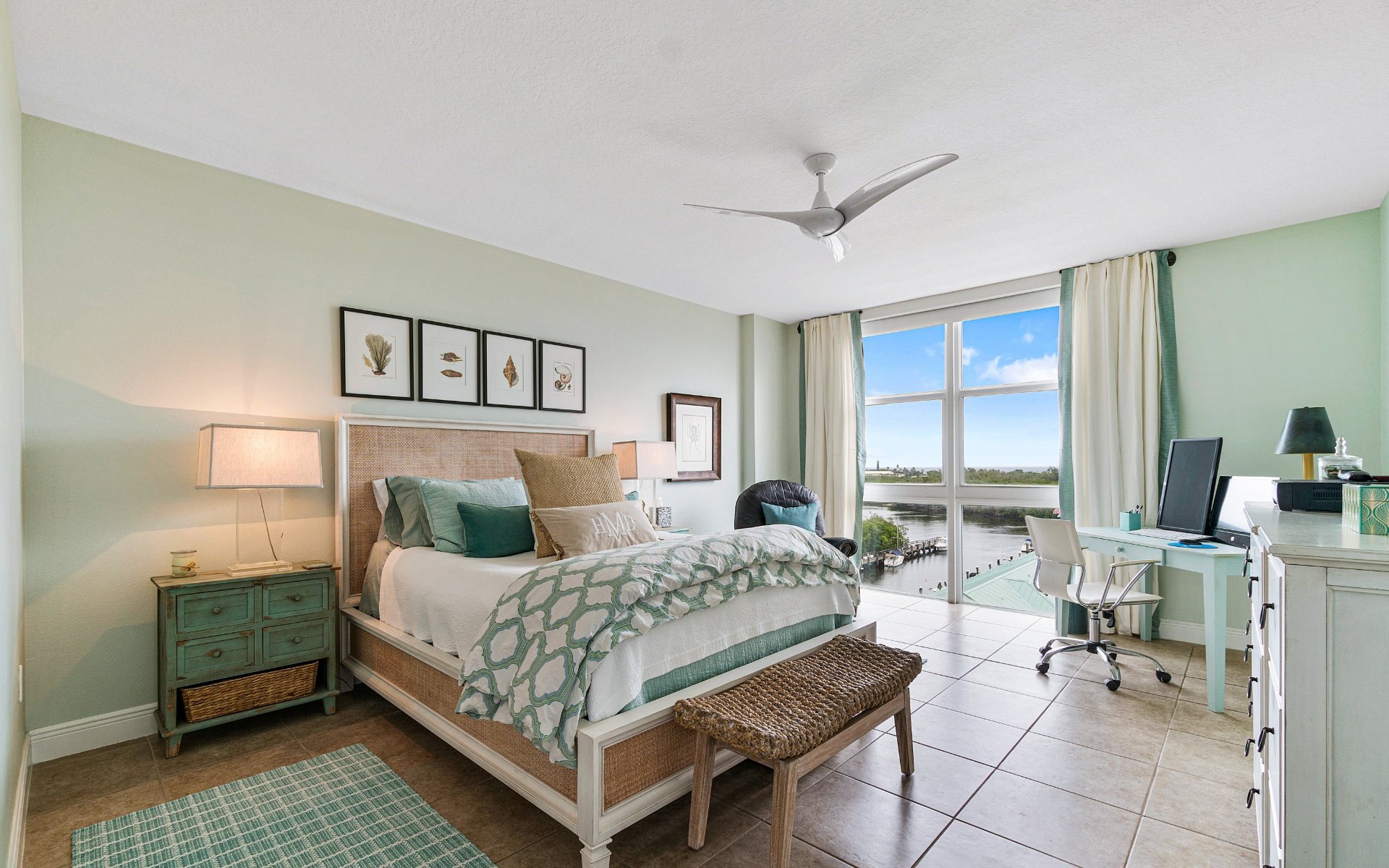625 Casa Loma Blvd, #702