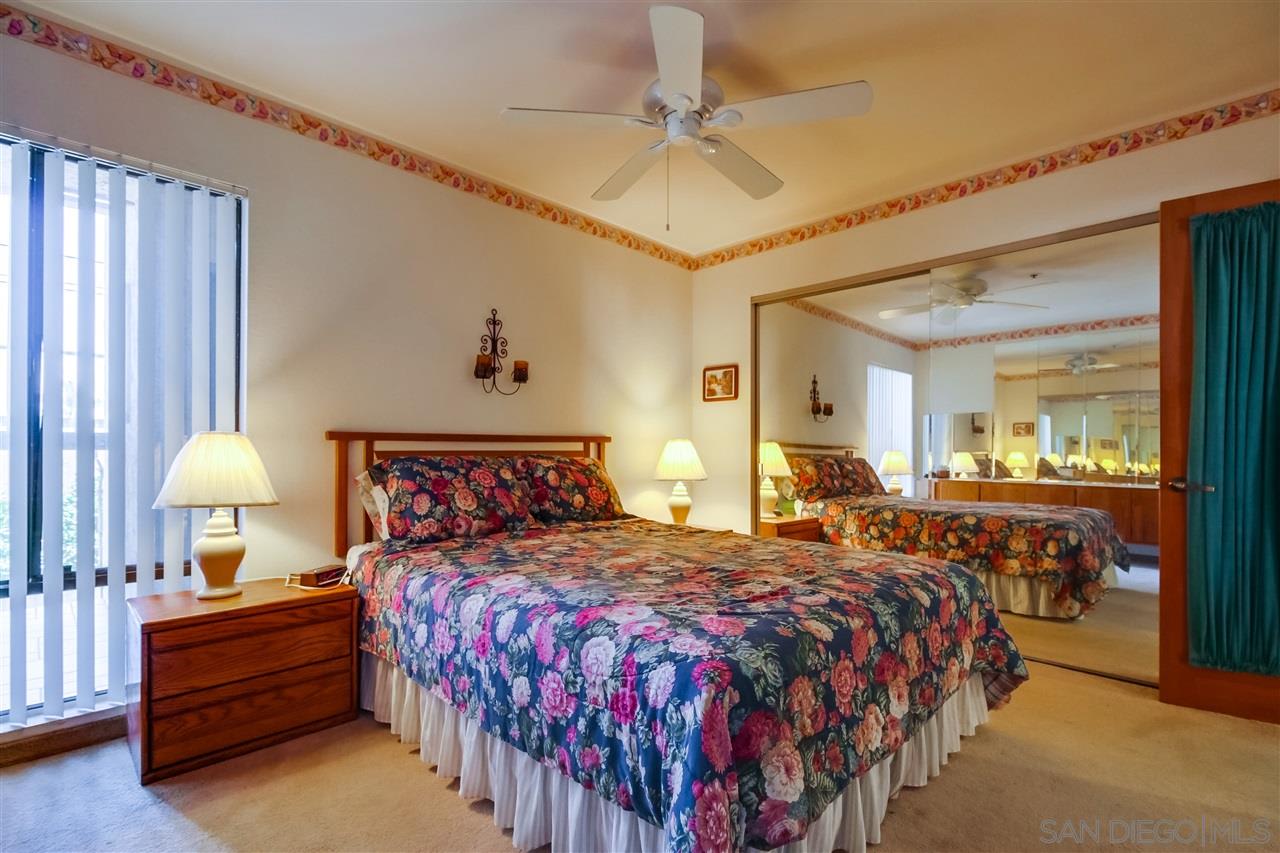 4465 Ocean Unit: 13