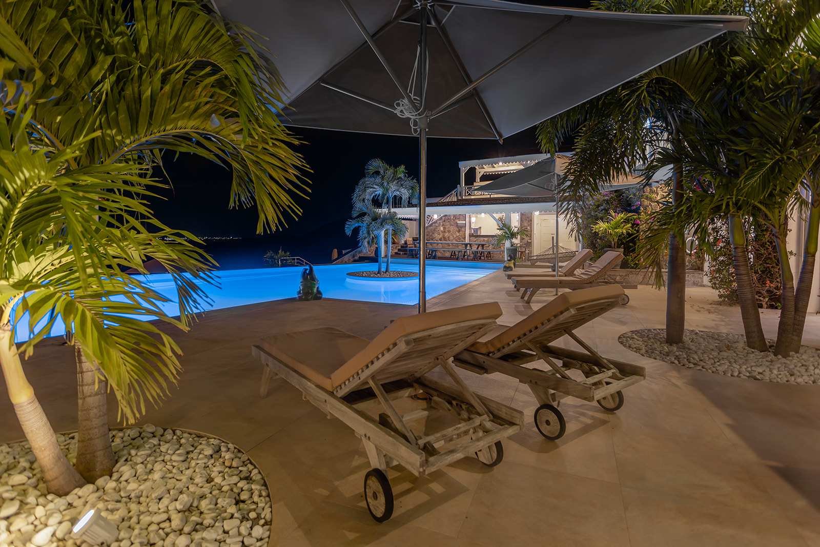 VILLA ADRIENNE