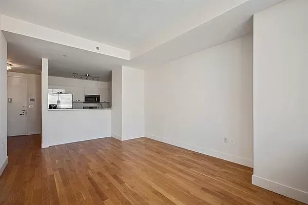 108 Neptune Avenue Unit: 6C