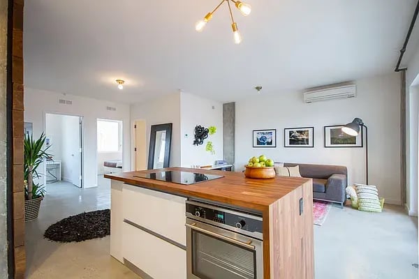 651 New York Avenue Unit: 601