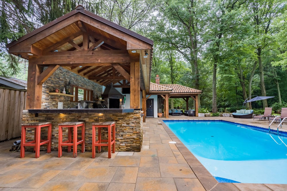 2122 Gordon Dr