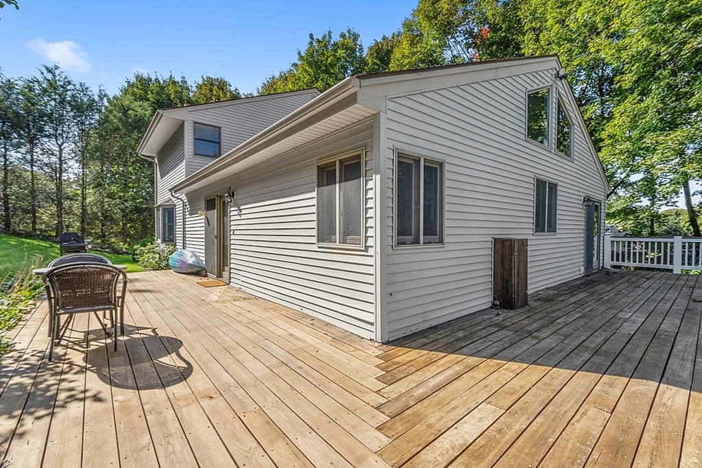 30 Preston Ave
