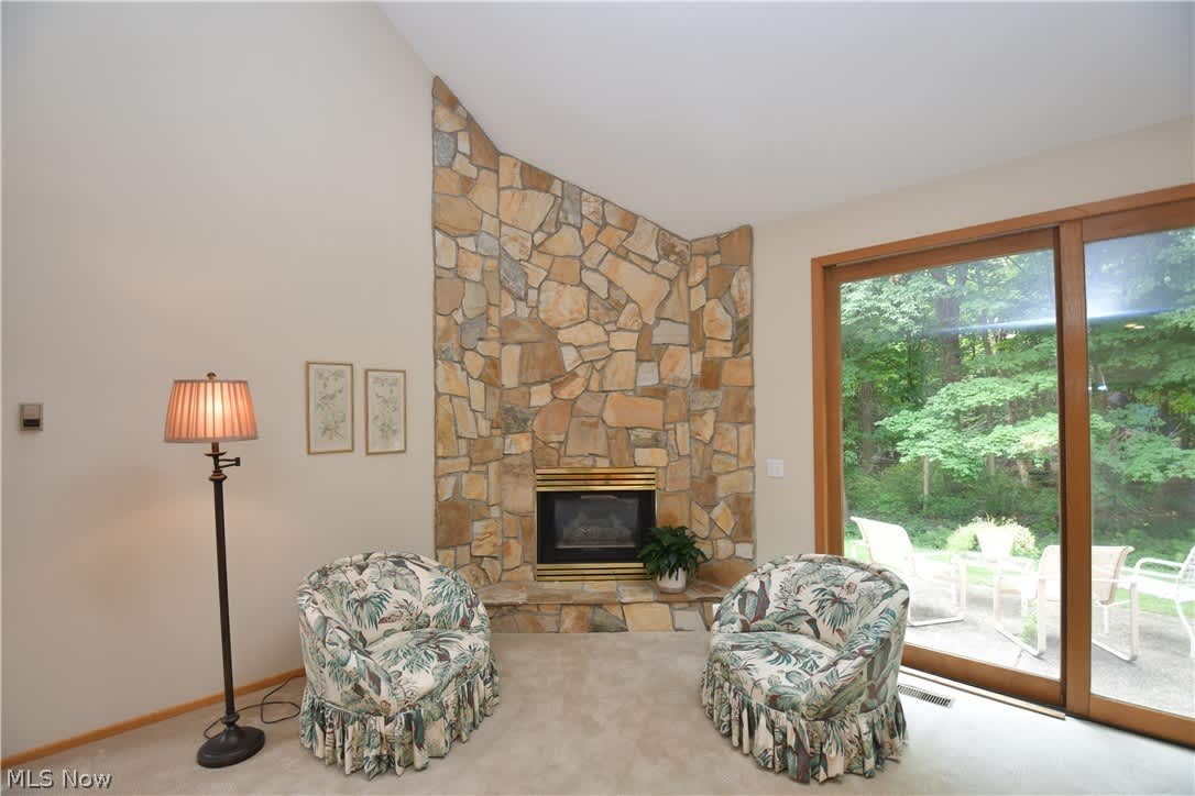 33790 Redbridge Ln