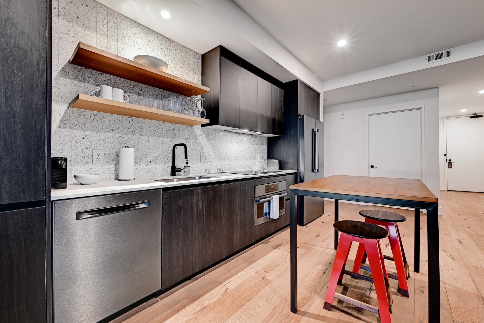 48 East Avenue #3201