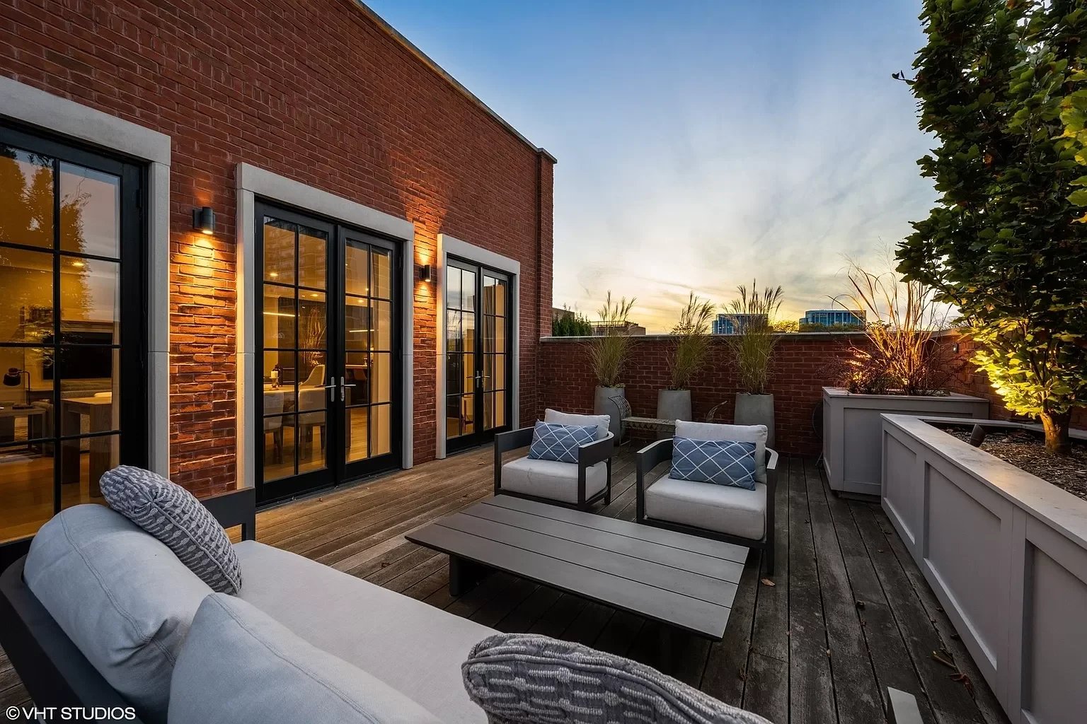 445 W Arlington, Unit 4W
