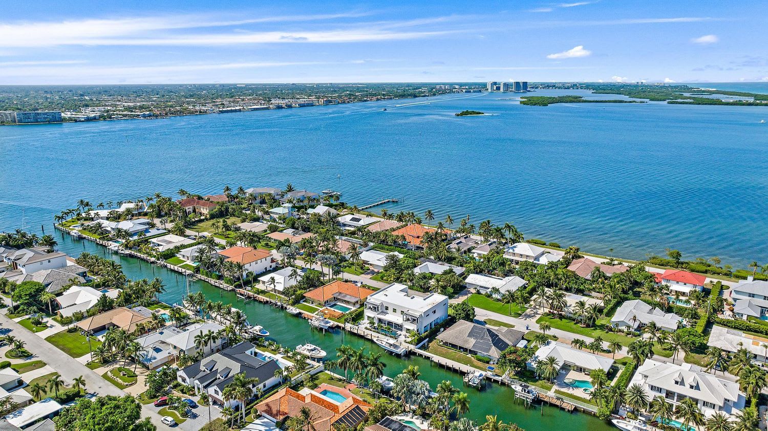 1091 Gulfstream Way