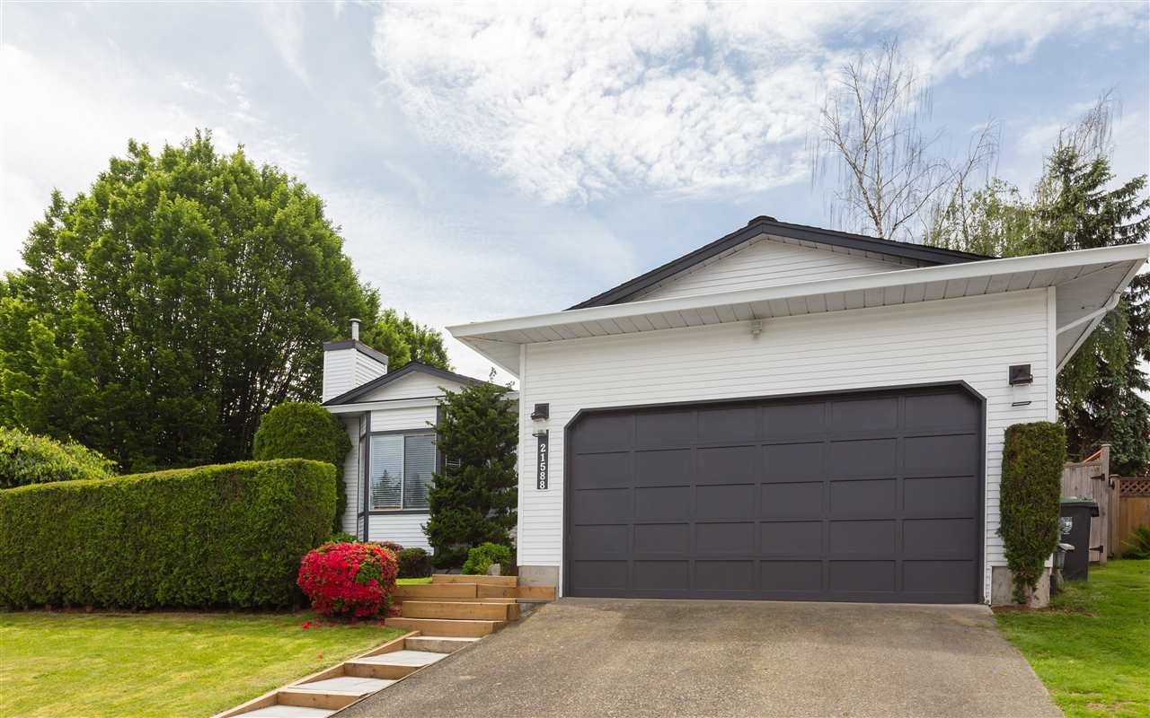 21588 95 Ave