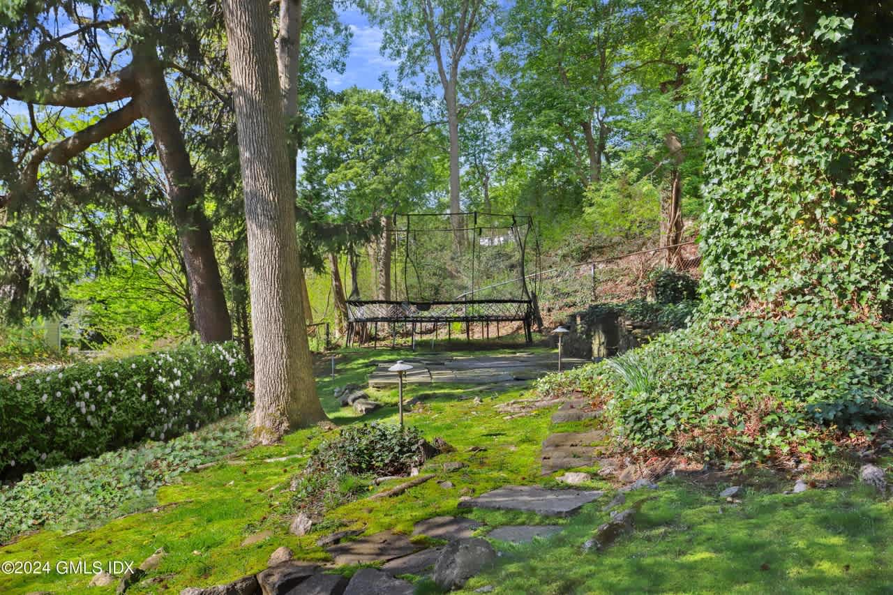 31 Anderson Rd