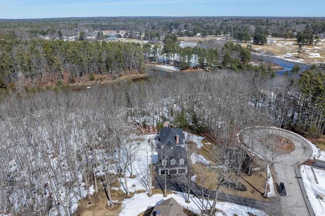 New Listing: 18 Ledgewater Drive, Kennebunk, ME 04043 – $2,095,000