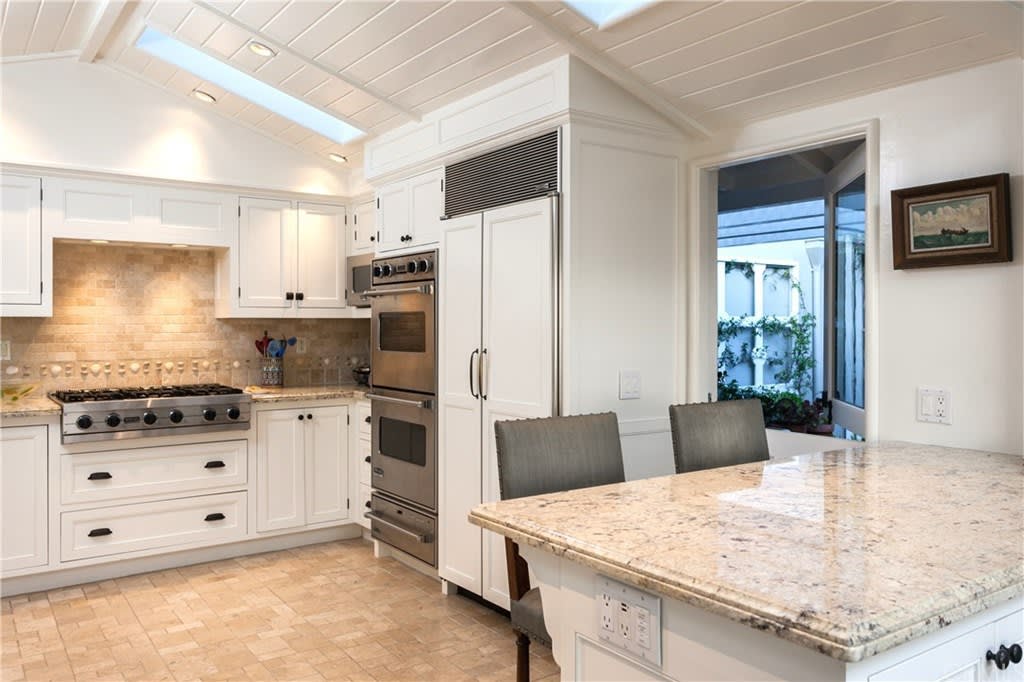 1035 Canyon View Drive