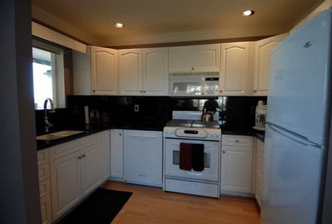 304-257 E Keith Rd