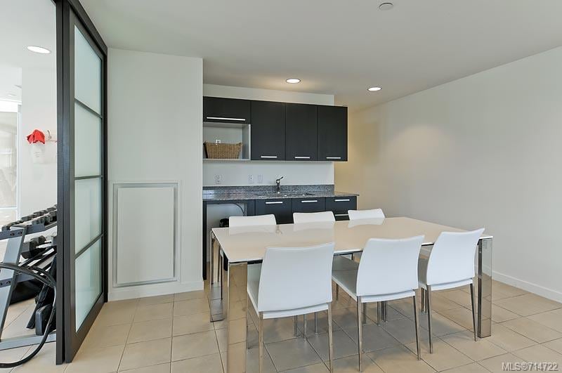 406-708 Burdett Ave