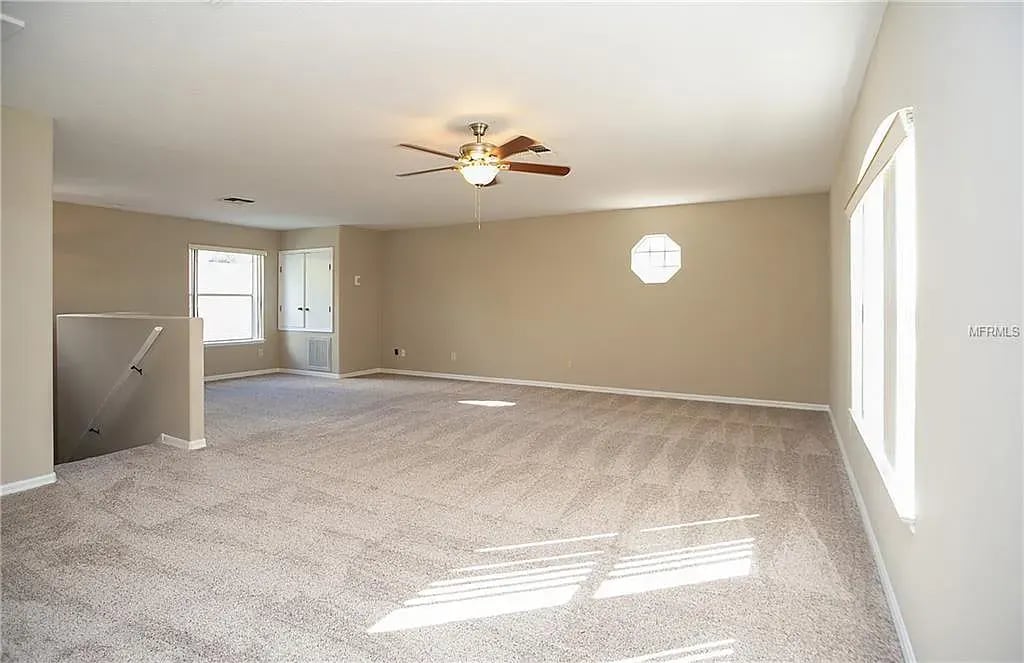 9033 LAKE COVENTRY CT