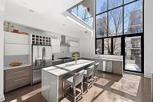 272 Kosciuszko St 