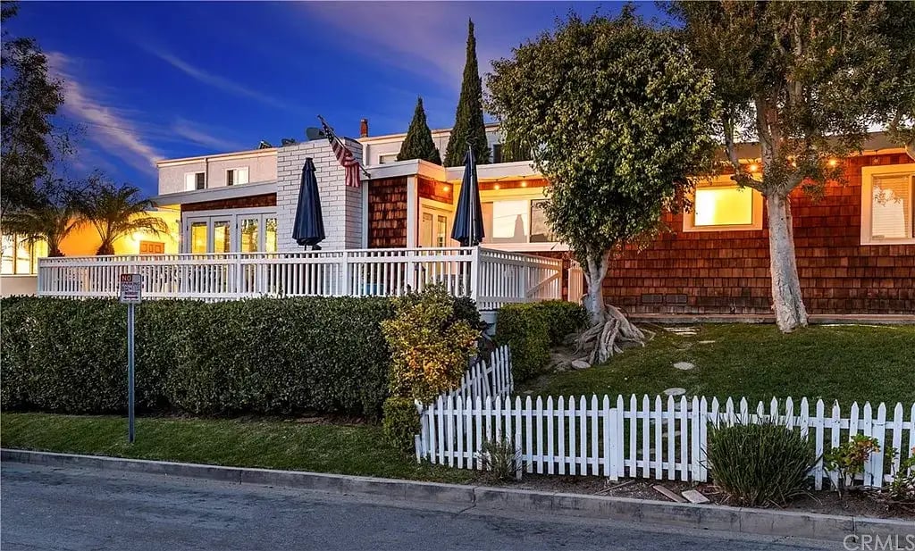 601 Jasmine Ave
