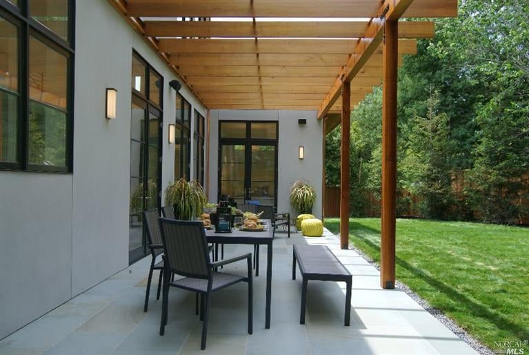 Newly Constructed Classic Contemporary Home- Represented Buyer