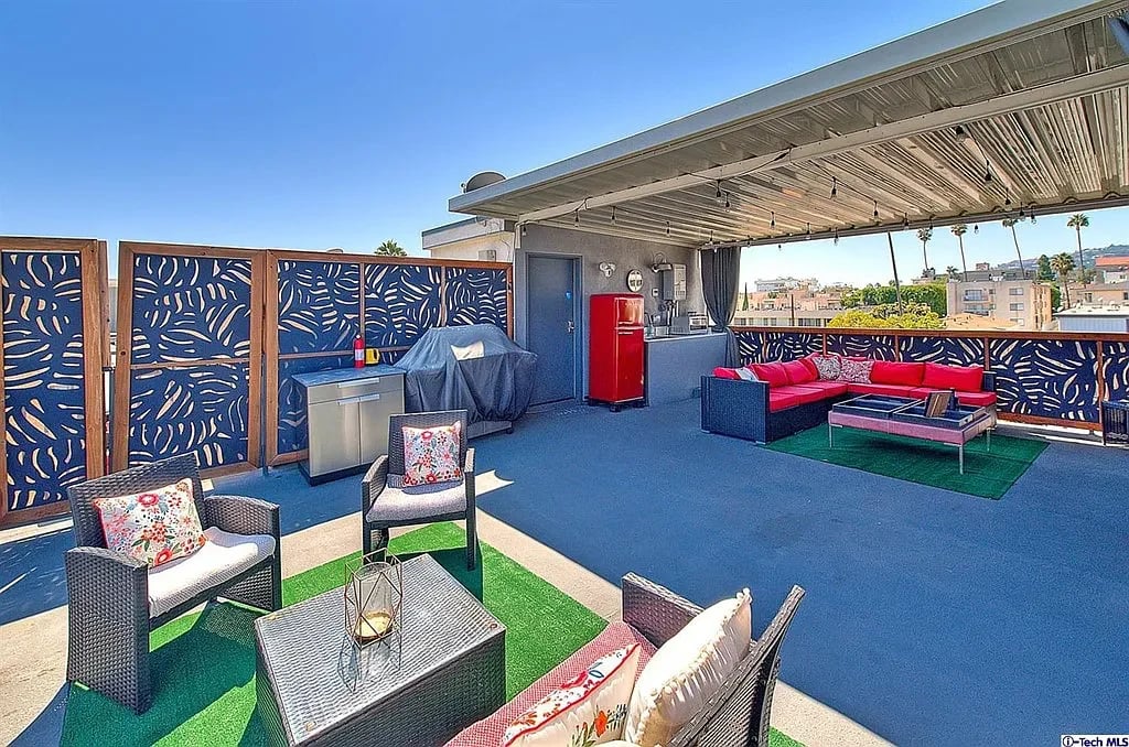7124 Hollywood Boulevard Unit 4