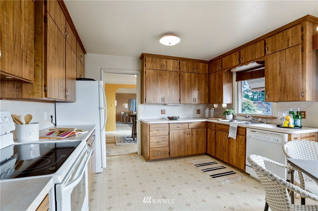 443 View Ridge Dr