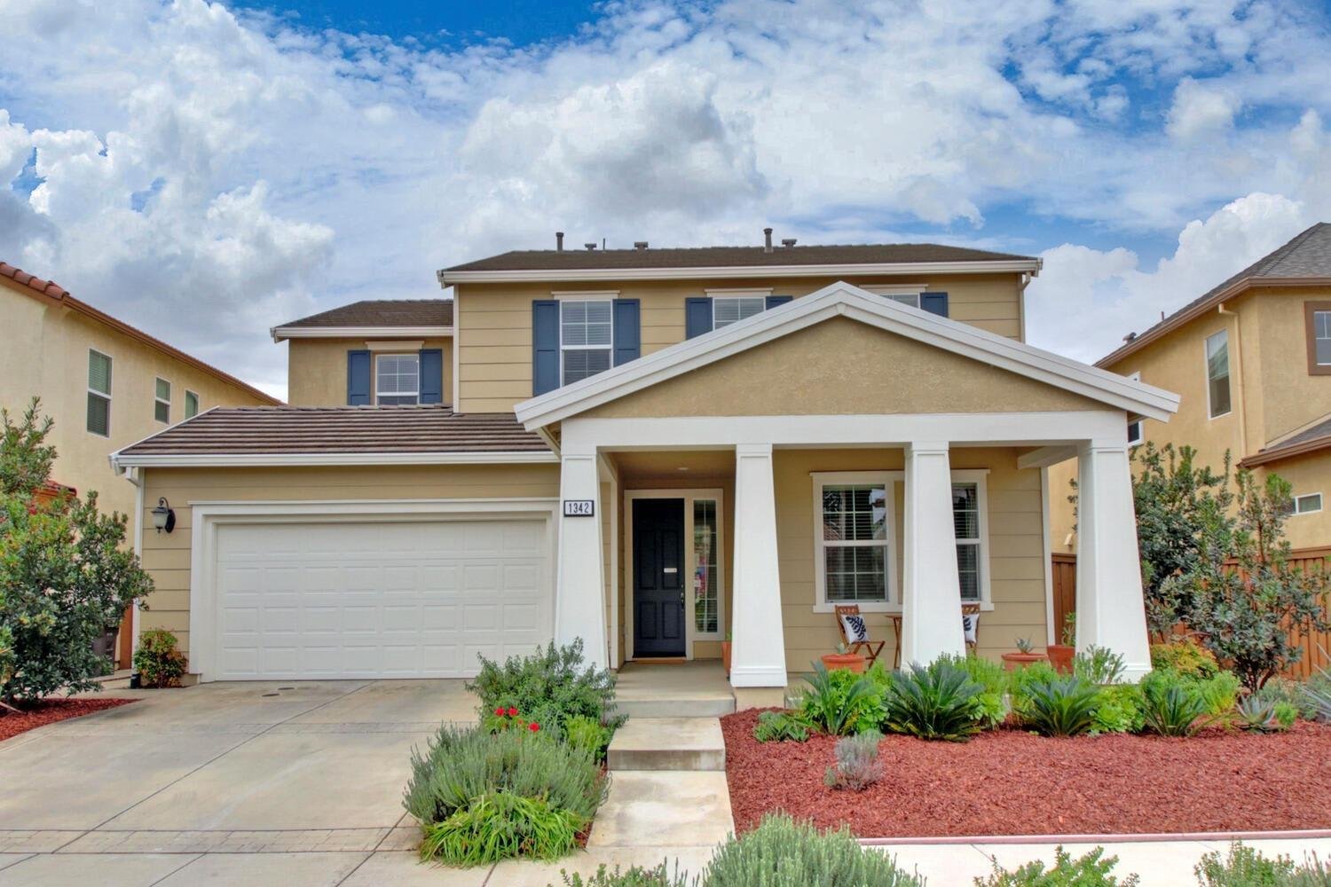 1342 Newton Dr