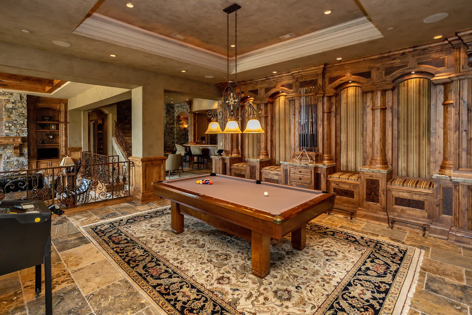 2505 NE Bellagio Court