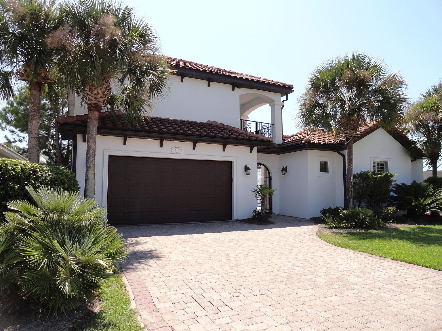 4736 Papaya Park