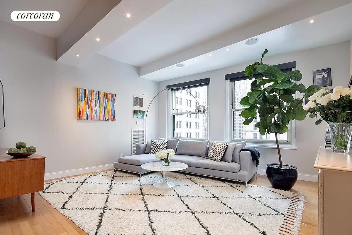 88 Greenwich St Unit: 1307