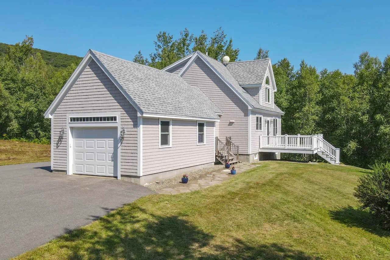New Listing! 93 Heather Hill Road, Lincolnville, ME 04849 – $469,900